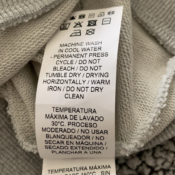 🌿 PUMA Hoodie NWT. - Picture 6 of 8